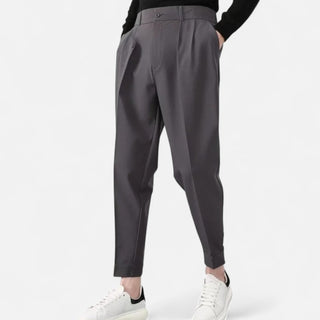 Maison Marlowe | Men’s Tailored Pleated Trousers – Modern Tapered Fit