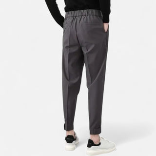 Maison Marlowe | Men’s Tailored Pleated Trousers – Modern Tapered Fit