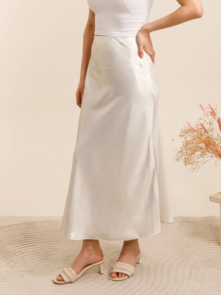 Maison Marlowe | Satin Midi Skirt – High-Waisted