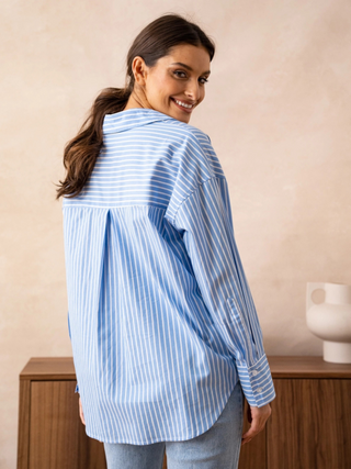 Maison Marlowe | Notched Collar Shirt – Relaxed Oversized Fit